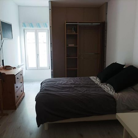 Agreable Maison De Ville Tout Confort Лудён Экстерьер фото