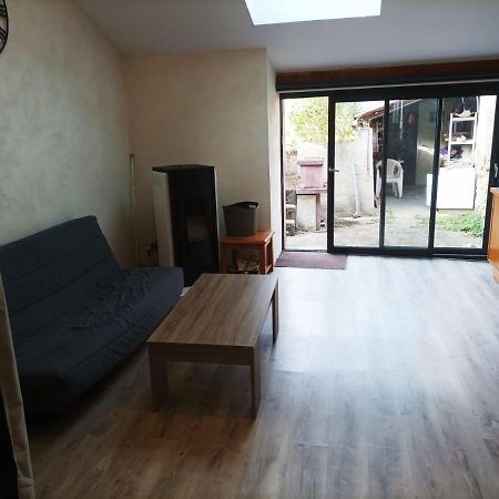 Agreable Maison De Ville Tout Confort Лудён Экстерьер фото