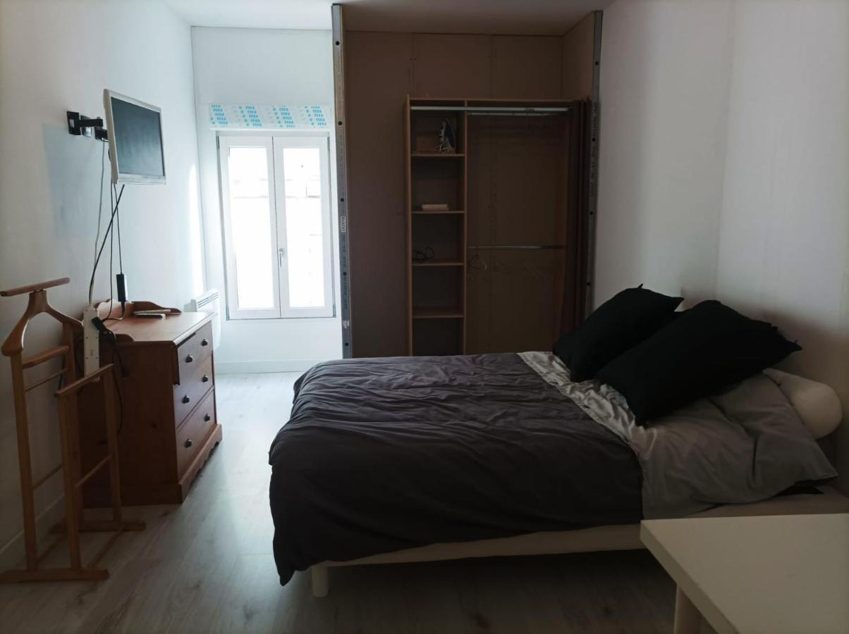Agreable Maison De Ville Tout Confort Лудён Экстерьер фото